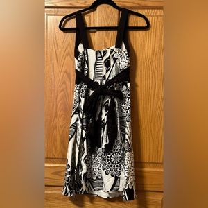 EUC B. Smart dress size 6